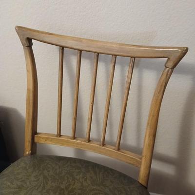 Vintage Huntley Furniture vanity with harp backed chair