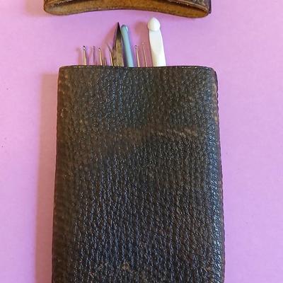 Crafting of all kinds - embossing - crocheting - scrapbooks -Flower arrangement incl. glue gun - clay and more