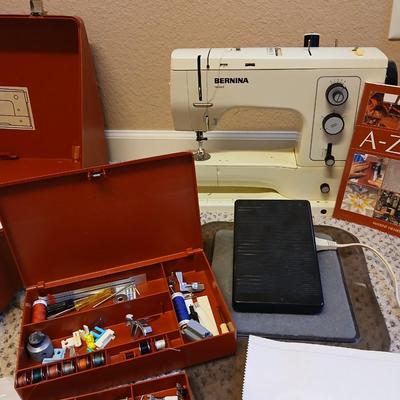 Nice working Bernina sewing machine - complete with -foot pedal- manual - needles - and case full of accessories