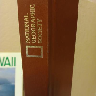 Books - Chronicle of the 20th century - Abiva Hawaii and National geography People's and places of the past