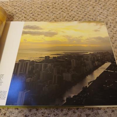 Books - Chronicle of the 20th century - Abiva Hawaii and National geography People's and places of the past