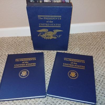 America Books - We the People -The Presidents of the United States - American Heritage College dictionary