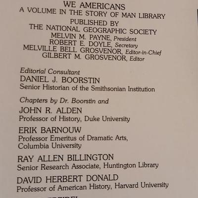 America Books - We the People -The Presidents of the United States - American Heritage College dictionary