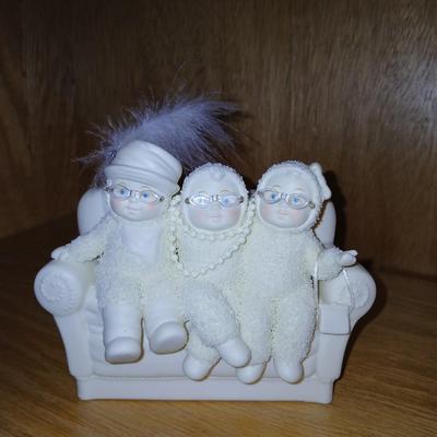 Department 56 "Girlfriends" & "Next year, little ones" figures - like snowbabies!