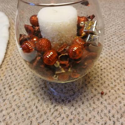Christmas themed glass vase with garland - Angels and a velvet tree skirt