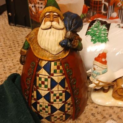 Christmas - books - figures - snow globe - Kitchen towels and more