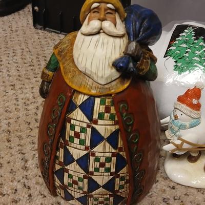 Christmas - books - figures - snow globe - Kitchen towels and more