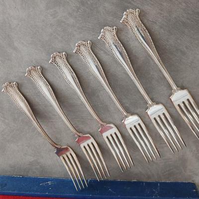 Vernon Silverplate flatware
