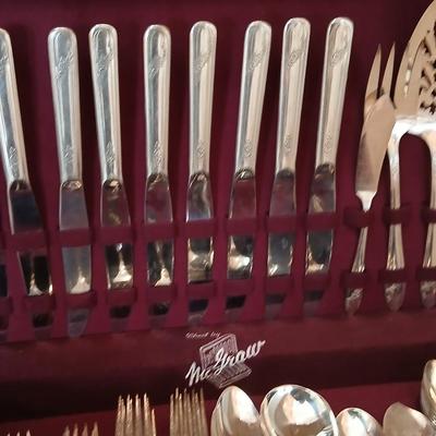 Oneida Community Tudor Plate flatware