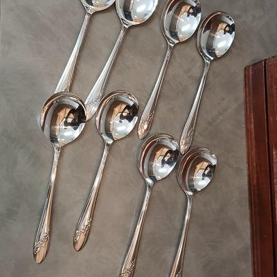 Oneida Community Tudor Plate flatware