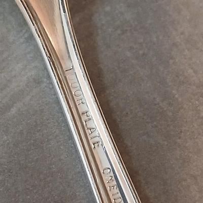 Oneida Community Tudor Plate flatware
