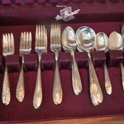 Oneida Community Tudor Plate flatware