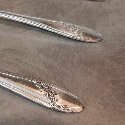 Oneida Community Tudor Plate flatware