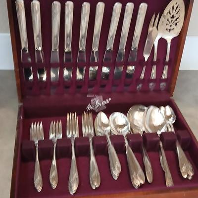 Oneida Community Tudor Plate flatware