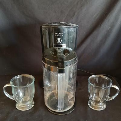 Mr. Coffee Iced Cafe maker with two mugs