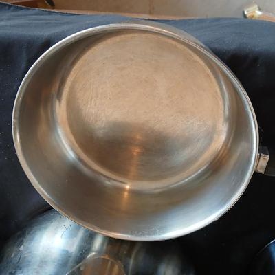 Stainless steel cooking pots Oneida - Farberware