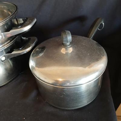 Stainless steel cooking pots Oneida - Farberware