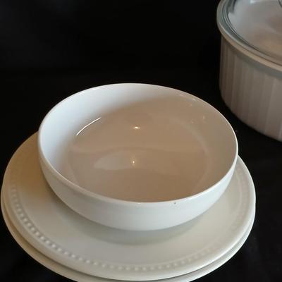 Corning baking oven proof dishes with mainstays plate and bowl