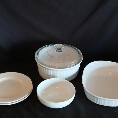 Corning baking oven proof dishes with mainstays plate and bowl