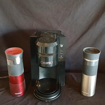 Mr. Coffee Keurig with two Contigo coffee mugs