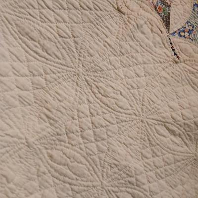 Beautiful handmade Quilt