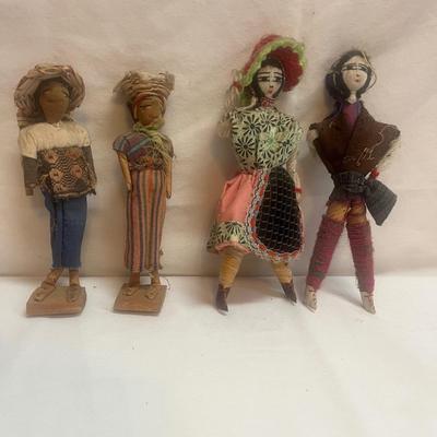 Hispanic Folk Art (S-MG)