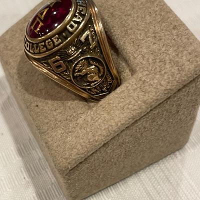 Men’s class ring