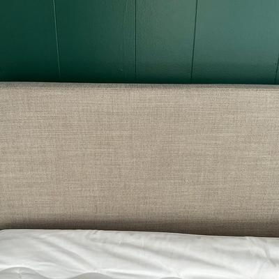 115 ARTICLE Tessu Gray Glaze King Bed (A)