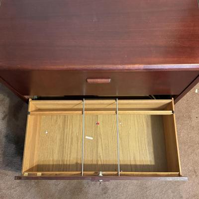 Two Drawer Wooden File Cabinet (UL-DZ)