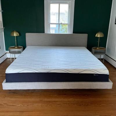 116 ARTICLE Tessu Glaze Gray King Bed (B)