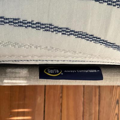 116 ARTICLE Tessu Glaze Gray King Bed (B)