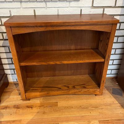 Wooden Bookcase With One Shelf (S-MG)
