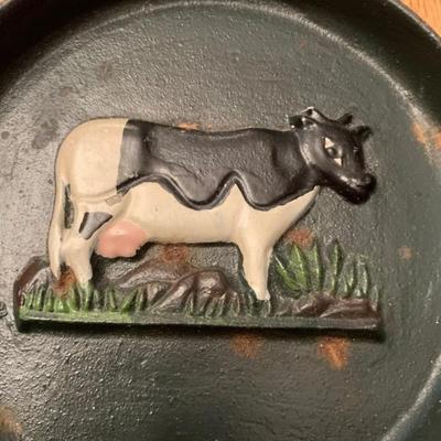 Vintage mini cow design wall skillet