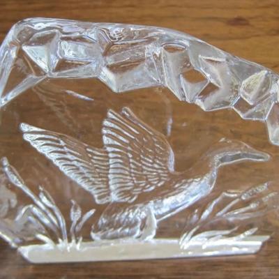 Vintage flying duck figurine/paperweight