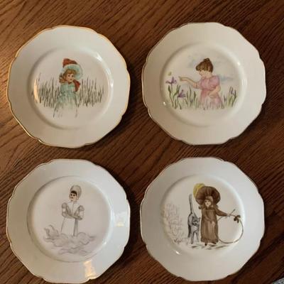 Antique Haviland Limoges 4-plate set