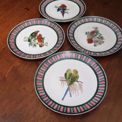 Vintage set of 4 oriental accent bird plates