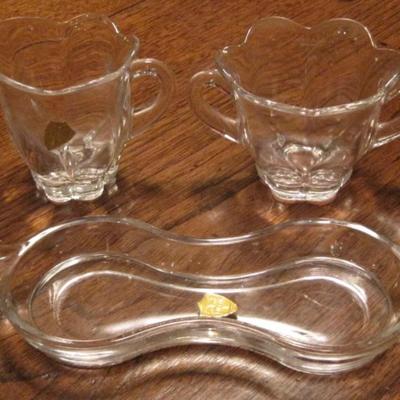Vintage Tiffin sugar & creamer with underplate