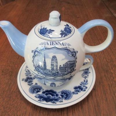 4-piece Vienna, Austria combo teapot set