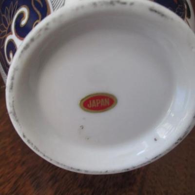 Vtg pair of Ginger jars/vases