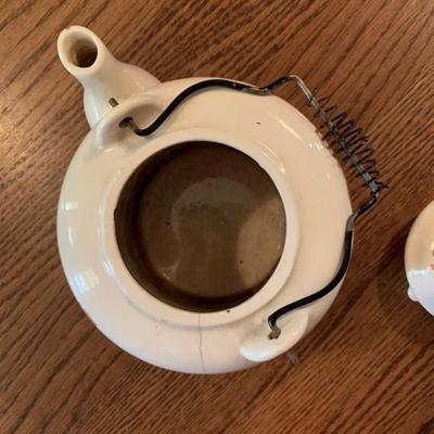 Vintage American brown eagle enamel handled teapot