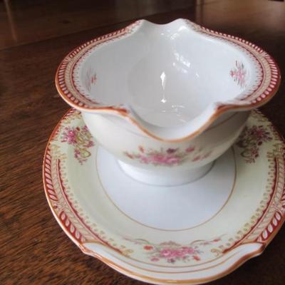 Antique Noritake Nippon Toki Kaisha gravy bowl with underplate