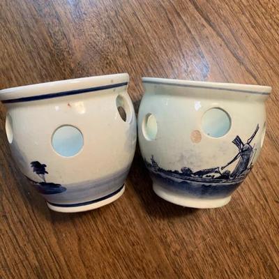 Pair of Holland Delft Blauw HP crocus planters