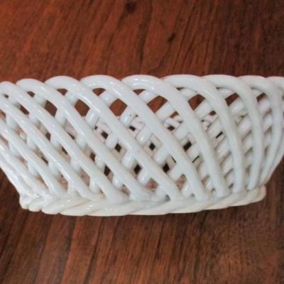 Vintage white rope, lattice porcelain bowl HP
