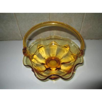 Vintage beautiful yellow depression-glass basket with handle