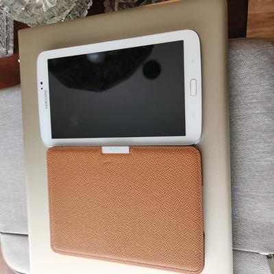 Kindle and Samsung Tablet Unlocked