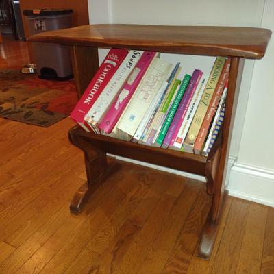 Vintage Wooden Side/Accent Table (No Contents)