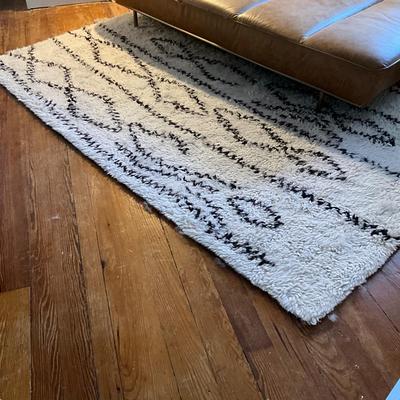 126 West Elm Black and White Joya Shag Rug 5' x 8'