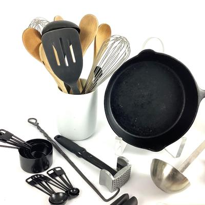 193. "Kitchen Essentials Bundle - Cast Iron Skillet, Utensils & Gadgets (20+ Pieces)"