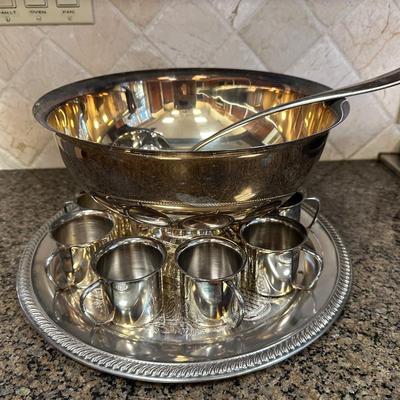 Vintage International Silver Co. Silver Plated Punch Bowl