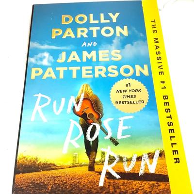 201. Dolly Parton Collection - Songteller Book, Run Rose Run Novel & Puzzle
